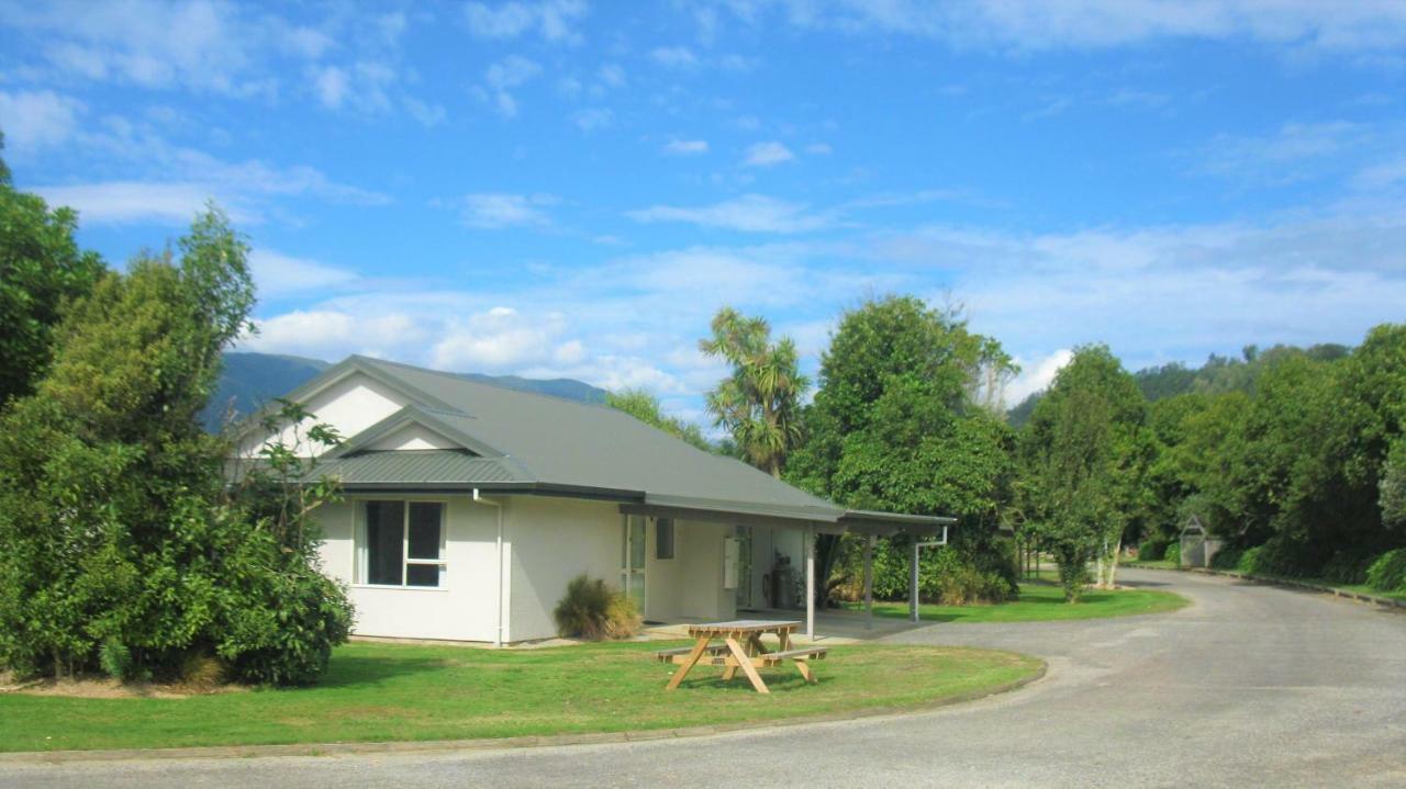 Karamea River Motels Exterior photo